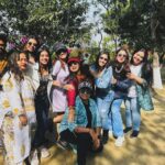 Pallavi Sharma Instagram - Picnic time 😄 Team #neemphulermodhu