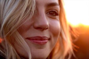 Paloma Bloyd Instagram - “Help each other. Love everyone. Every leaf. Every ray of light. Forgive. The only way to be happy is to love. Unless you love, your life will flash by.”#thetreeoflife 
#terrencemalick