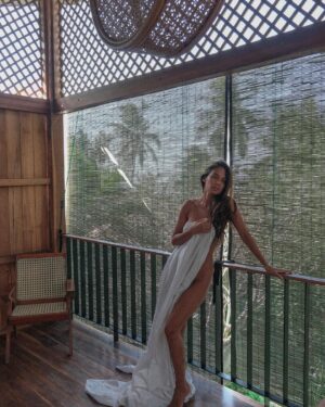 Paloma Monnappa Instagram - Treehouse livin🌴☀️
.
.
.
.
.
#mond #hiriketiya #treehouse #srilanka