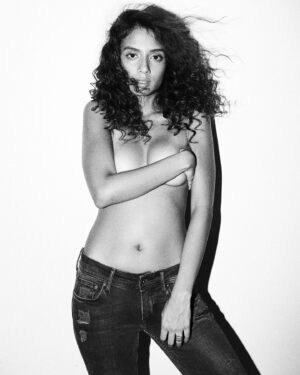 Paloma Monnappa Instagram - Paloma Monnappa from the archives, May 2018

#palomamonnappa #palominksy #personal #portrait #blackandwhite #fromthearchives