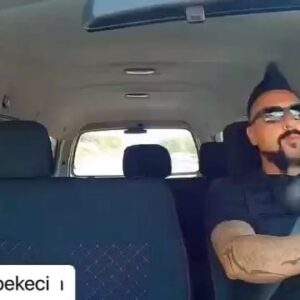 Pamela Spence Instagram - neeee tbt günü mü olduk???!! o zaman hatırlayalım🥰🥰#Repost @pembekeci with @make_repost
・・・
#Repost @haykocepkin 
・・・
Güzel dostluklar bol kahkahalara vesile olur🤘😍🤘
 Bu haftaki konuğumuz sevgili  @pembekeci  Pamela Spence. Kahkaha sesleri sebebi ile verdiğimiz geçici rahatsızlıktan dolayı #kusurabakmayın . YouTube kanalımızda yayına girmiştir. Linke hem BİO dan hem Hikayeden ulaşabilirsiniz. Keyifli seyirler 🤘💐🤘
 Pam bu arada yamaç paraşütü tandem uçuşunda akrobasi yapılmasını isteyerek en Extreme tandem uçuşuna da imzasını atmış oldu. Hastasıyızzzz kendiiiisiiiiniiiin🤘😘🤘

#extremeteam #karakanatlar
@sahinsahin_tr @parawaiting @darkwings_tr @haykocepkin @tugrulyilmaz_tr @ogulcangk @Shabnaam.sbi  @karakanatlar 

#extremeg #haykocepkin #pamelaspence #paragliding #speed #tandem #skydive #freefall #basejump #yelkenkanat #miniwing #wingsuit #parachute  #adrenalin #jump #fly #geyik  #music #plane #efes #selçuk #fethiye #ölüdeniz #babadağ #akrobasi #cesaret