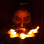 Pamela Mandal Instagram – Shubho ashtami🙏🌷

#durgapuja #bts #festival #saree #bengoli #instagram #asthetic #sareelover #subhomahalaya #devidurga #mahalaya2023 #like #comment #impower #strong #beautiful #bongbeauties #bengolisaree #maa #jaimatadi #cottonsaree @pammi111