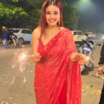 Pamela Mandal Instagram - Happy Diwali #festival #diwali #puja #ganpati #laxmipuja👣 #happydiwali #instagram #sareelove #bts