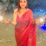 Pamela Mandal Instagram - Happy Diwali #festival #diwali #puja #ganpati #laxmipuja👣 #happydiwali #instagram #sareelove #bts