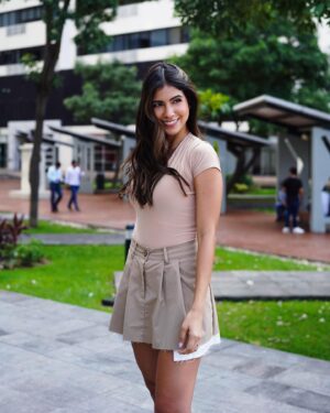 Pamela Sambrano Instagram - Fa-fa-fa-fa, fa-fa-fa-fa-fa-fa 🎶