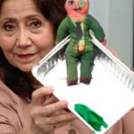 Pamela Sambrano Instagram - Ay @sambranocons solo tenías una tarea, UNA! 🤣 ¿Alguien más comparte el coraje de Gladys? 🫣 No te pierdas nuestro episodio de fin de año tanto en YouTube como en Spotify ▶️🎧