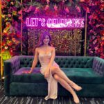 Pamela Sambrano Instagram - Animando fiestas since 1989 🤣 Esta profesión es maravillosa, nos permite hacer tanto; reír, llorar, conectar con personas de diferentes formas…la verdad es que el trabajo perfecto sí existe y estoy agradecida 🤍 Decreto un 2024 con trabajo divertido para todos. *lanza polvito de estrellas imaginario* ✨ ✨ 💫