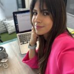 Pamela Sambrano Instagram – Gracias a las 100 mujeres que estuvieron presentes en el taller: “Crea un podcast desde casa”.
Sé que se inscribieron 300, pero el cupo fue para las primeras 100 que se conectaron.
Para las que no lograron estar, y me están escribiendo, pueden comunicarse con @dirmujergye 🤍 para informarse de próximos talleres.
👏🏽 a @dirmujergye @municipiogye por generar espacios donde, entre nosotras, podemos enseñarnos y darnos ese empujón para aprender y avanzar.
@michpremo @paulinacastillos @leticiabecillag ¡Qué lindo trabajo hacen!