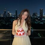 Pannin Charnmanoon Instagram - 🎂💫🌌✨
