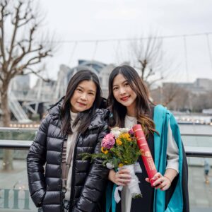 Pannin Charnmanoon Instagram - KCL Grad👩🏻‍🎓✨ Done my Master’s Degree! 
Hope you could see me, dad💖
#kcl #ForeverKings 
🦁❤️