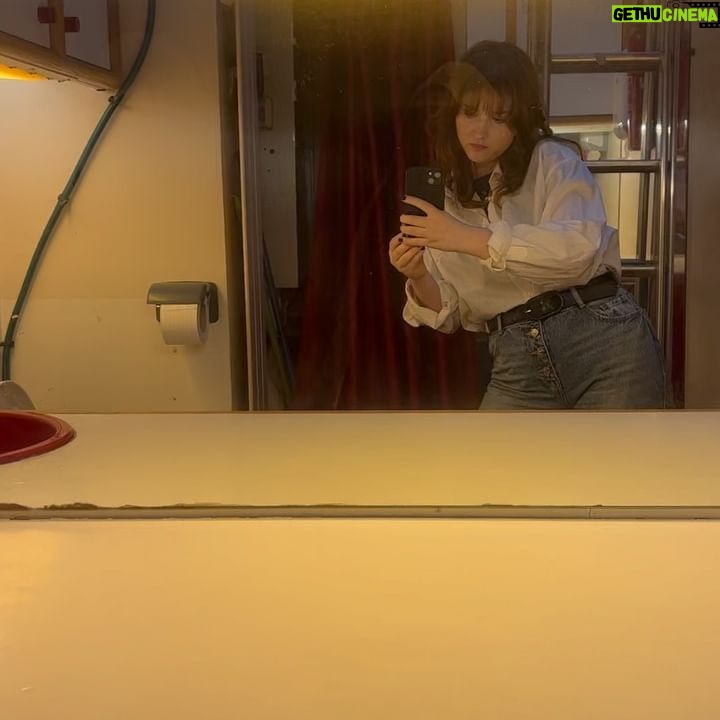 Paola Perrin - 6.6K Likes - 🪞🐐🎹🚽🎧🎙️🙃