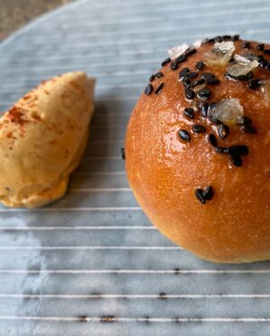 Paola Velez Instagram - Black sesame coco bread w/ Berbere butter 💕🧈