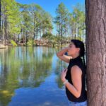 Paola Andino Instagram – Fall in Fredericksburg 🍂