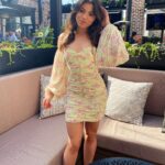 Paola Andino Instagram - That’s me, Miss 20 Something 💛🌸💐🌼
