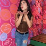 Paola Andino Instagram – 💘🍫