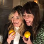 Paola Krum Instagram - Reírse mucho y disfrutar con la gente con la que uno trabaja...y quererlos @memefunes @aruzzireal @sebaprestaok #elprimerodenosotros ❤️