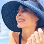 Paola Krum Instagram - Un poquito de sol que se cuela...en medio de la lluvia...