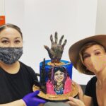 Paola Lázaro Instagram - My family surprised me with a cake from the very talented @sonojones from @commonbondcakes to celebrate the Season Finale! 💜 #thewalkingdead #twdfamily #twdprincess #Thankful 💓