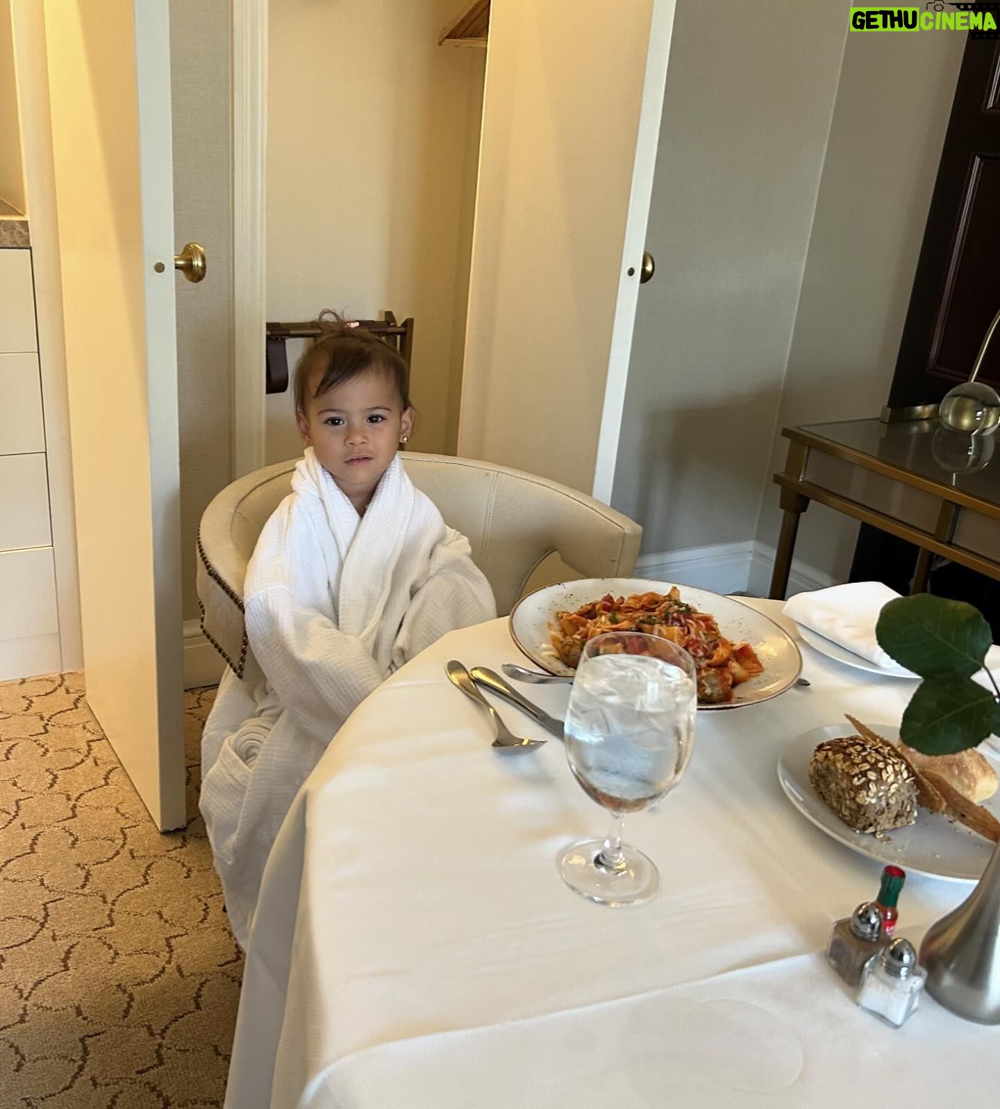 Paola Shea Instagram - Memorial day weekend with my girly at the place where her mama and dada got married @rosewoodmansionturtlecreek