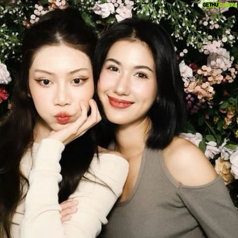 Paparwadee Chansamorn Instagram - Girl friend 🎀✨