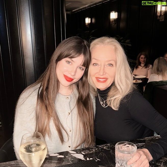 Paris Smith Instagram - happy mother’s day to the best mom ever ❤️ i love you forever mommy 🫶🏻