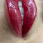 Parisa Roshani Instagram - لايك و كامنت شما منو فعال تر ميكنه براي ساخت ويديوهاي #آموزشي بيشتر براي شما 🍓 #رژلب دائم ميتونه خيلي جذاب باشه 🥰كيا دوست دارند برنده من بشن و 💝هديه بگيرند فعاليت كن و هديه بگير به ارزش ٨ ميليون اون هديه انجام كار لب توسط خودم ميباشد نظرتو درباره رژ لب بنويس يكي از دوستاي واقعيتو تگ كن و بعدش بيا افيس من و هديتو بگير 👇🏻👇🏻👇🏻👇🏻👇🏻👇🏻👇🏻👇🏻👇🏻👇🏻👇🏻👇🏻 شماره سفارش محصول :09120030892