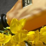 Parisa Roshani Instagram – CLARITY 
این عطر جذاب، هوس‌انگیز و زنانه از روایح نارنگی ماندارین، گل رز،‌ گل اوسمانتوس، شکل گرفته است.
این عطر بسیار کامل و شیک و مدرن مخصوص خانمهای جوان و قدرتمند و عاشق پیشه بوده و سرشار از عصاره های گلهای کمیاب و با ارزش است، 

ادو پرفیوم زنانه كلاريتي در دو رنگ طلايي زرد و قرمز بنفش 
بسته بندي شده 
٧٥ ميل ميباشد 
قيمت يك ميليون و چهارصد و پنجاه هزار تومان ميباشد ١/٤٥٠
ارسال به تمام ايران 
شماره سفارش ٠٩١٢٠٠٣٠٨٩٢ 🍀❤️#عطر #عطر_زنانه #كلاريتي #پريسا_روشني #زيبايي