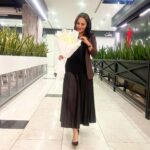 Parisa Roshani Instagram – تنها یک چراغ است که مرا هدایت می کند و آن چراغ تجربه است. ❤️ یک دروغ ممکن است دنیا را دور بزند و به جای اولش برگردد؛ اما در همین مدت، یک حقیقت هنوز دارد بند کفش های خود را می بندد تا حرکت کند. #پريسا_روشنى