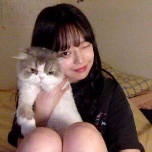 Park E-hyun Instagram - Black hair~€€