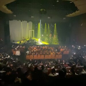 Park Ji-yoon Instagram - '#박지윤콘서트 2019' 감사히 잘 마쳤습니다. 
함께해준 밴드동료들 진희, 인성오빠, 영호, 치헌이, 창현이, 기훈이, 아영, 한솔이, 그리고 오한얼 연출감독님, 딜라잇 이지혜 대표님 감사합니다.

그 누구보다 공연장까지 찾아주신 관객 한 분 한 분 모두 진심으로 고맙습니다.