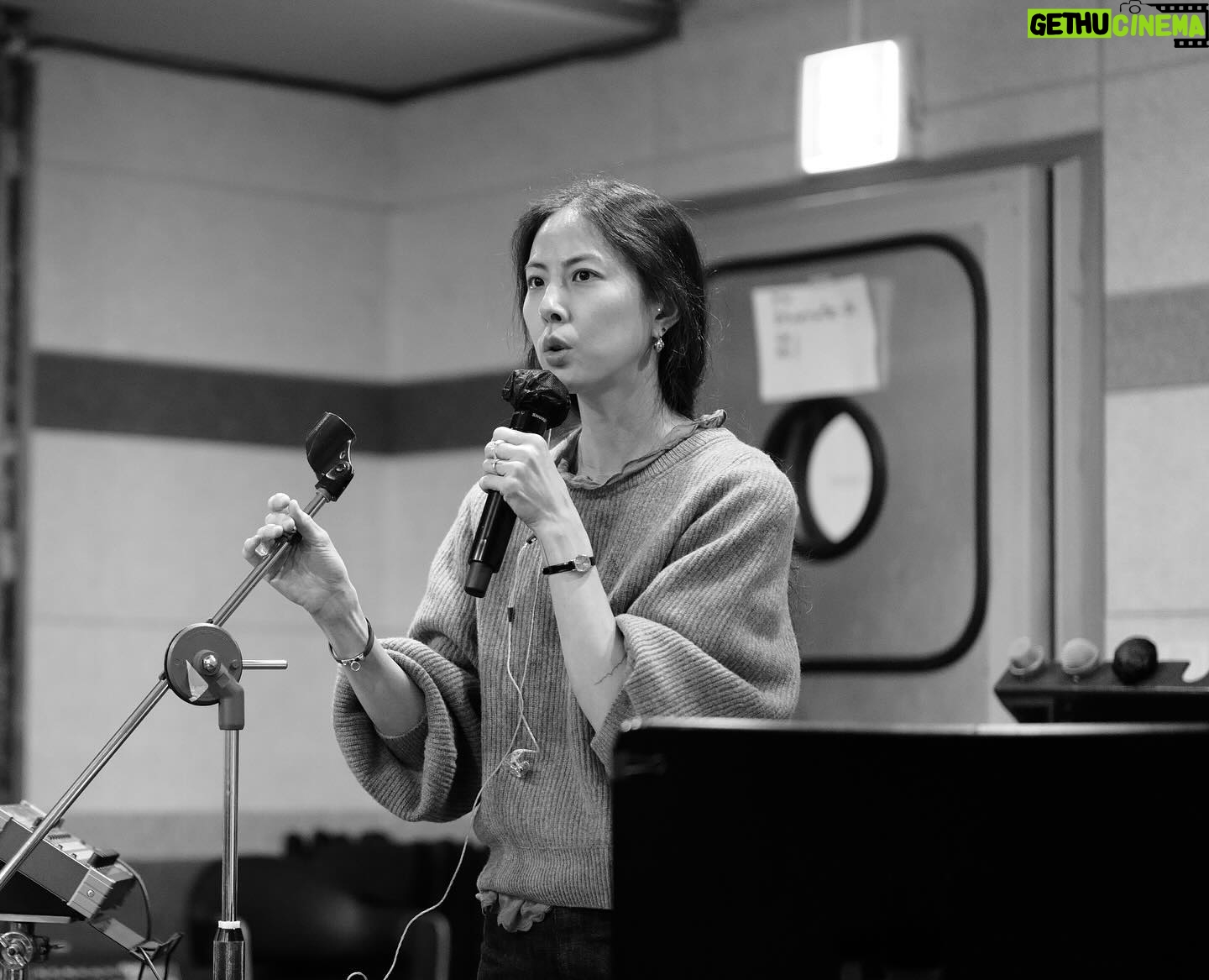 Park Ji-yoon - 1.8K Likes -
