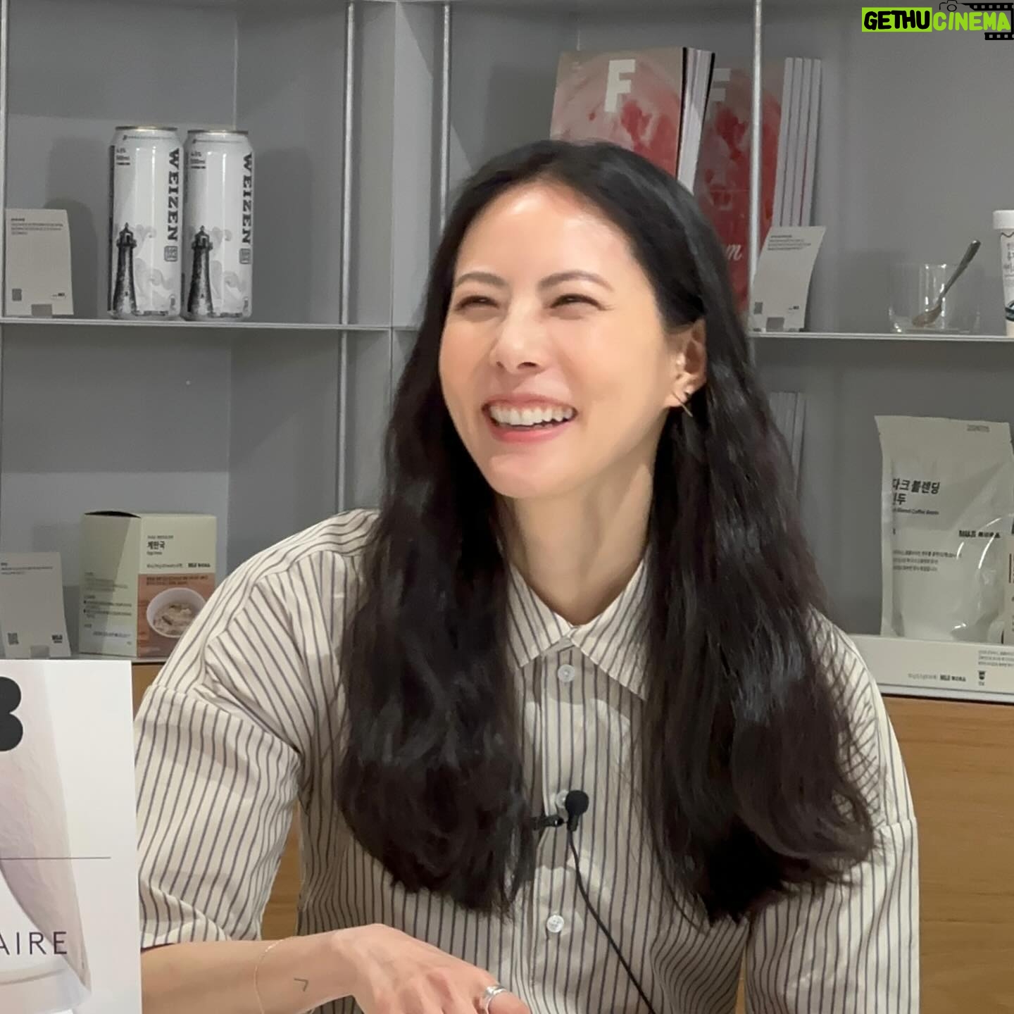 Park Ji-yoon - 2.1K Likes -