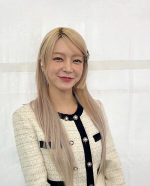 Park Cho-a Instagram - #20230915choa
오랫만에 라이브했어요🎤
#요새들어부쩍#노래가#좋다#초아쒀