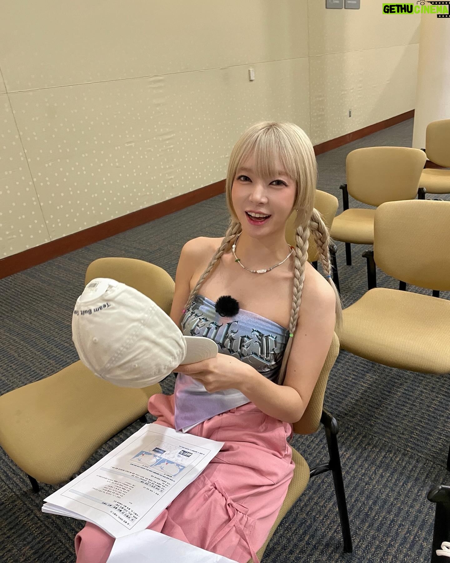 Park Cho-a Instagram - 현대 덕분에 미국 조지아 앨리버마까지가서 복숭아찾아삼매경🍑 시간이 꽤많이 지났네요 벌써연말이라니!! 여러분 행복한 연말되세요🔔