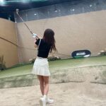 Park Cho-a Instagram – 골프 다시 해보려고
숏게임레슨 다녀왔어요
필드 나가는날이 어서 오길✌🏻

#골프#초아
#필드멘토#최나연프로