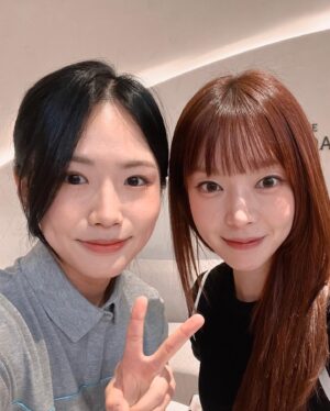 Park Cho-a Instagram - 골프 다시 해보려고
숏게임레슨 다녀왔어요
필드 나가는날이 어서 오길✌🏻

#골프#초아
#필드멘토#최나연프로