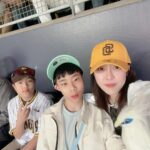 Park Eun-hye Instagram - #forthefaithful ^^ 일단 나만 잘나온걸로 ㅋㅋㅋ #sandiegopadres #hasungkim