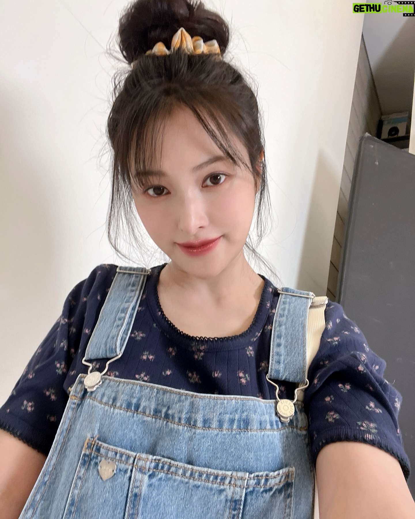 Park Gyu-ri Instagram - ππ«Άπ»5μμ κ·λ¦¬ μλ½ππ»