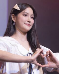 Park Gyu-ri Instagram - HAPPY GYURI DAY Vol.2 の1部！！ 本当に夢見たいな時間だったね🫶🏻 また戻りたい....⏳❤️ 해피규리데이 1부 꿈같은 시간이었어 다시 돌아가고팡..'-'