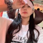 Park Gyu-ri Instagram – 4월의 나
꽈악 채워봤어 어때