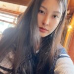 Park Gyu-ri Instagram - 가볍게 나온 산책🌸☀️ 그나저나 앞머리 많이 길었당ㅎㅎ