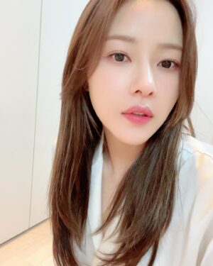 Park Ha-na Instagram - 🤍