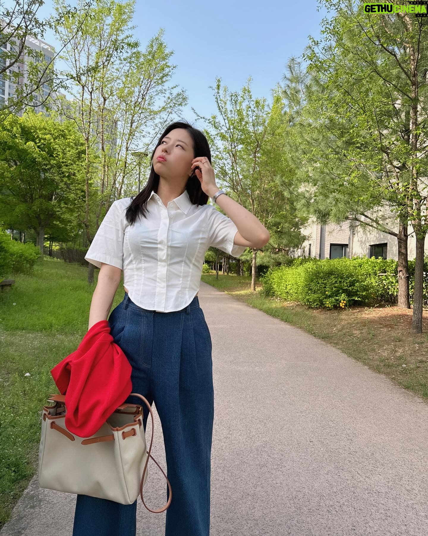 Park Ha-na - 7.5K Likes - 🌿🌱