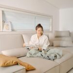 Park Ha-na Instagram - 내가 원하던 아지트 완성~🧡 #에싸 @essasofa #감사합니다