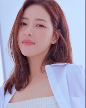Park Ha-na Instagram - 💙