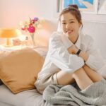 Park Ha-na Instagram - 내가 원하던 아지트 완성~🧡 #에싸 @essasofa #감사합니다