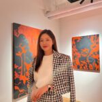 Park Ha-na Instagram - 🧡🖤
