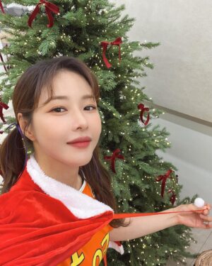 Park Ha-na Instagram - #미리크리스마스#골때리는그녀들⚽️
#오렌지군단
오렌지 컬러 킬러🧡🧡🧡🧡🧡🧡🧡🧡🧡