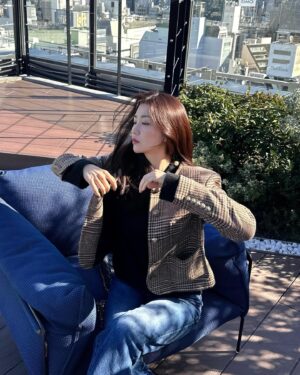Park Ha-seon Instagram - 경칩🐸인데 나만 추워요?!!!!!!!!!!!!