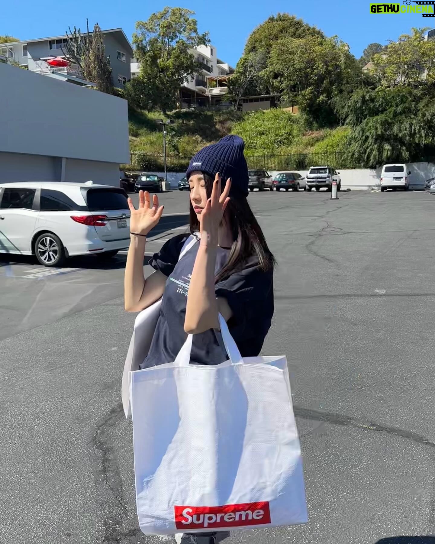 Park Ha-seon - 15.8K Likes - 난 내 삶의 끝을 본 적이 있숴!
#박태지